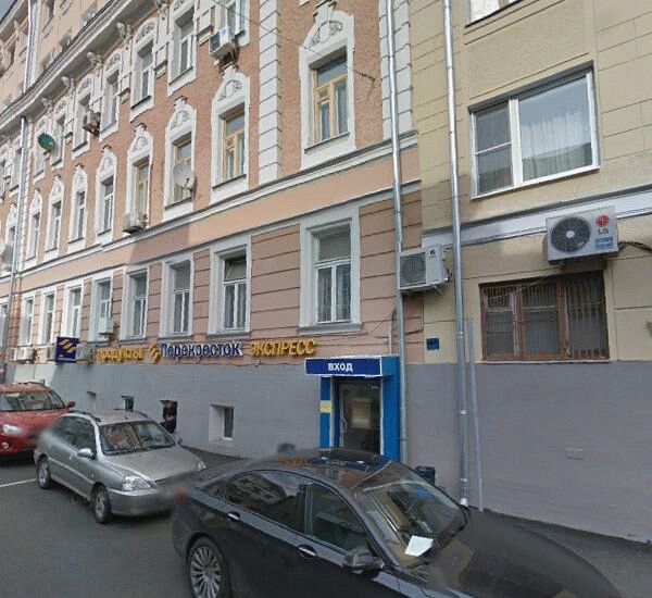 Банкомат Банка Интеза по адресу пер. Петроверигский д. 2,  стр. 2