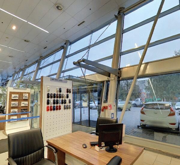 Банкомат ЮниКредита по адресу Алтуфьевское ш., д. 31, кор. 1, автосалон «Рольф-Алтуфьево»