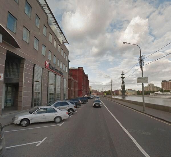 Банкомат ЮниКредита по адресу наб. Пречистенская,  д. 9