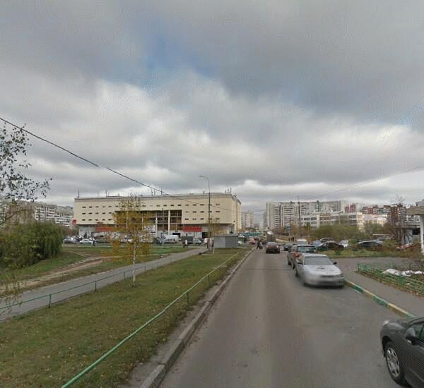 Банкомат Райффайзенбанка по адресу Мячковский б., д. 18, универсам «Марьинский парк», магазин «Перекресток»