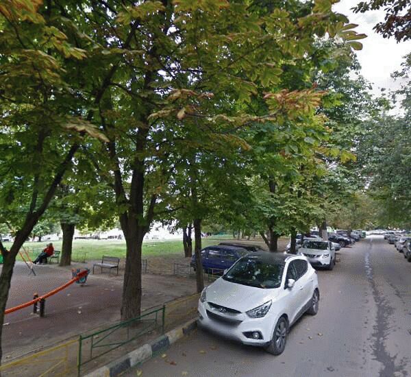 Банкомат Райффайзенбанка по адресу Россошанский проезд, д. 5, стр. 1, магазин «Перекресток»