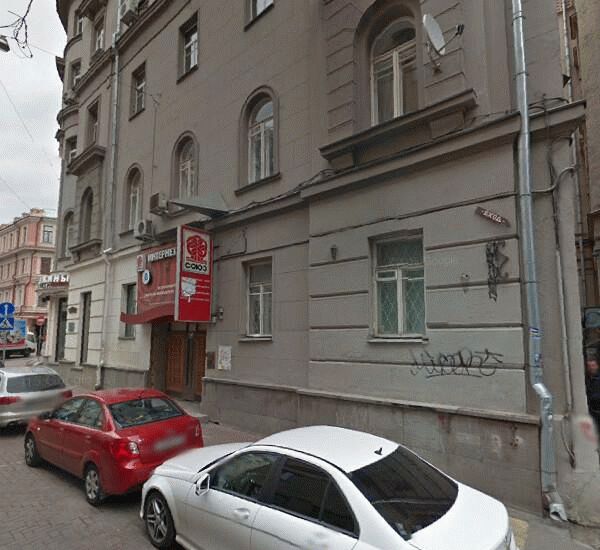 Банкомат Райффайзенбанка по адресу ул. Арбат, д. 15/43, аптека «Ригла»