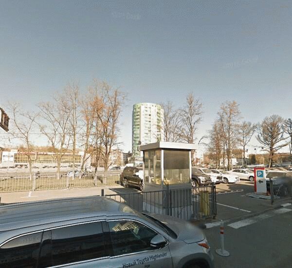 Банкомат Райффайзенбанка по адресу пр. Маршала Жукова, д. 49, кор. 1, автосалон «Тойота Центр Серебряный Бор»