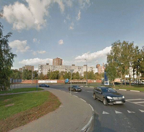 Банкомат Райффайзенбанка по адресу Куркинское ш., вл. 13, АЗС «ТНК»