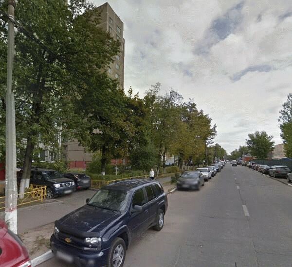 Банкомат Райффайзенбанка по адресу г. Реутов, а/д «Москва — Н.Новгород», д. 17, АЗС «ТНК»