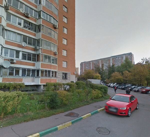 Банкомат Альфа-Банка по адресу Ялтинская ул., д. 2, СМ «Перекресток»