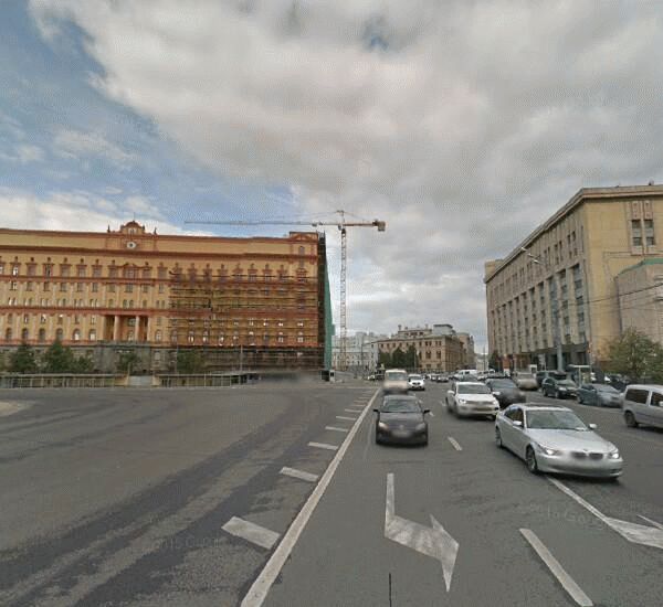 Банкомат Росбанка по адресу ст. м. «Лубянка», южный вестибюль