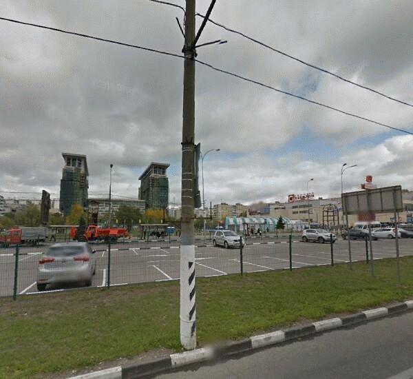 Банкомат Росбанка по адресу ст. м. «Ясенево», южный вестибюль