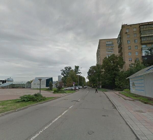 Банкомат Петрокоммерц банка по адресу ул. Тараса Шевченко, д. 23, лит. А, ТЦ «Багратион»