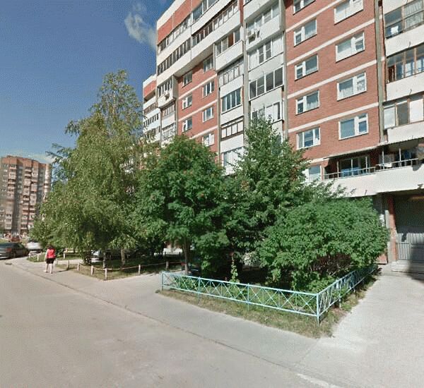 Банкомат банка Уралсиб по адресу г. Серпухов, ул. Юбилейная, д. 12, магазин «Дикси»