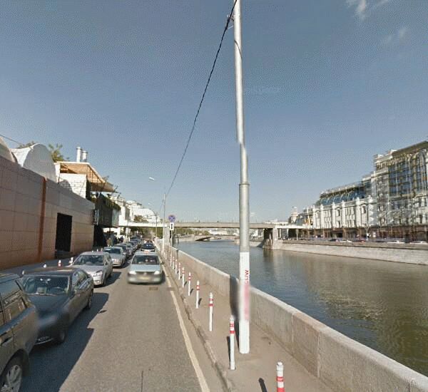 Банкомат Гута-Банка по адресу Болотная наб., д. 9, стр. 1