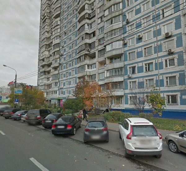 Банкомат Сбербанка России по адресу ст. м.: «Крылатское», западный вход