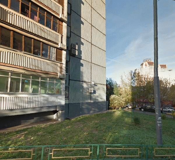 Банкомат Сбербанка России по адресу ул. Озерная, д. 31, кор. 1, оф. банка