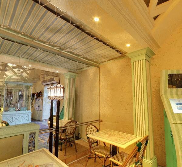 Банкомат Торгового Городского Банка по адресу Цветной б., д. 11, стр. 2, киноцентр «Мир Кинотавра»