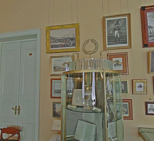 Банкомат банка ВТБ по адресу ул. Пречистенка,  д. 12/2