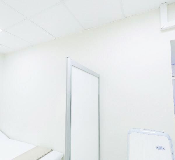 Банкомат банка ВТБ по адресу наб. Карамышевская,  д. 44