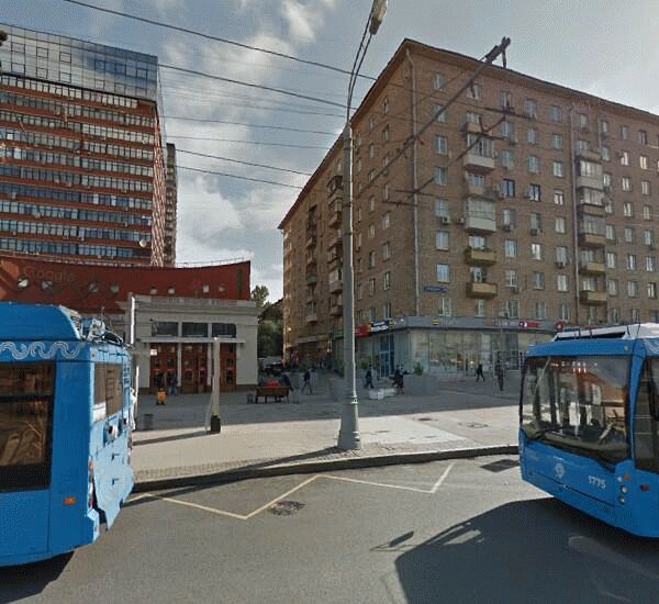 Банкомат банка ВТБ по адресу ст. метро «Сокол»