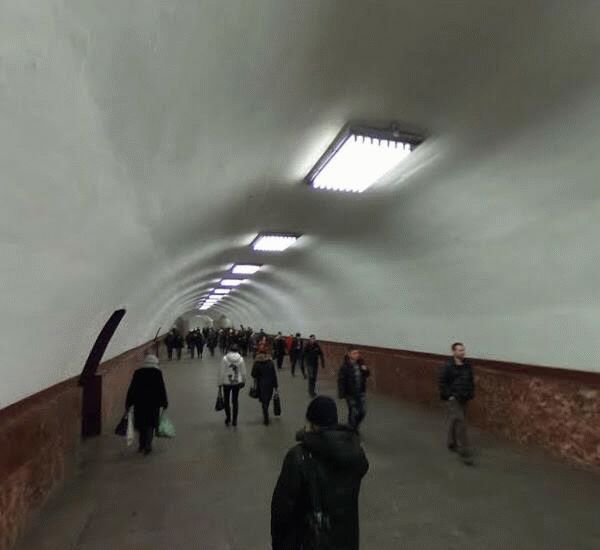 Банкомат банка ВТБ по адресу ст. метро «Университет»