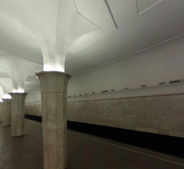 Банкомат банка ВТБ по адресу ст. метро «Кропоткинская»