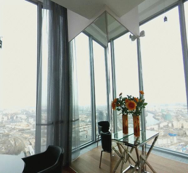 Банкомат Московского кредитного банка по адресу 1-й Красногвардейский пр-д,  д. 21,  стр. 2