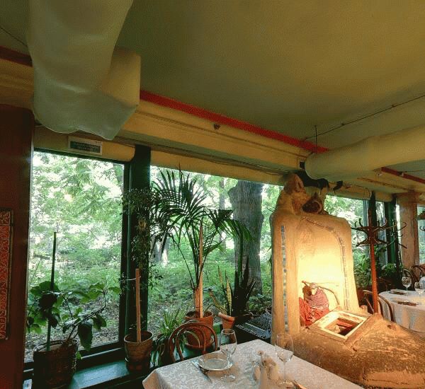 Банкомат Московского кредитного банка по адресу просп. Мира,  д. 28