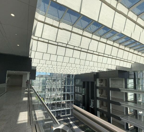 Банкомат Сбербанка России по адресу пос. Московский,  Киевское шоссе,  22-й км,  д. 6,  стр. 1