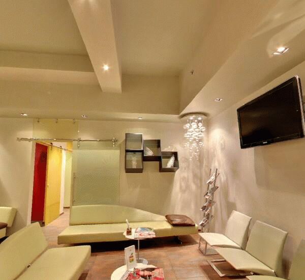 Банкомат Кредит Европа Банка по адресу Тверская ул., д. 3-5, отель «Риц-Карлтон»