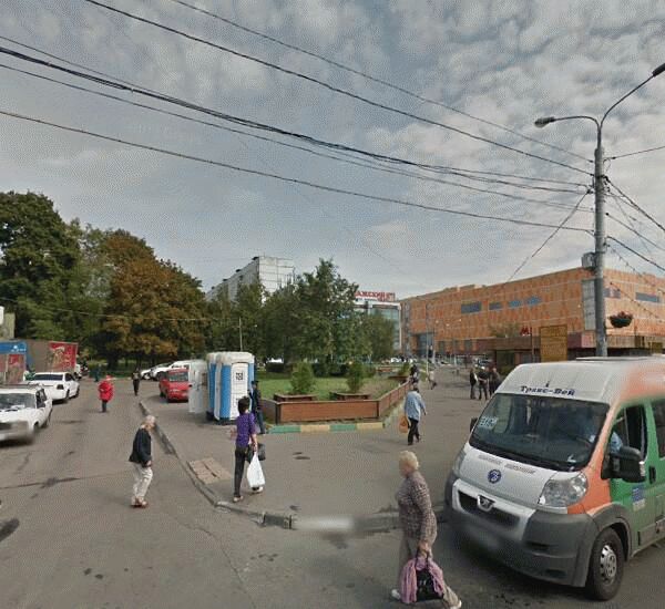 Банкомат Газпромбанка по адресу ул. Красного Маяка, стр. 2, кор. 5, ТЦ «Пражский Пассаж»