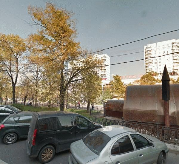 Банкомат Сбербанка России по адресу Сокольническая пл., д. 4, магазин «Мир Кожи и Меха»