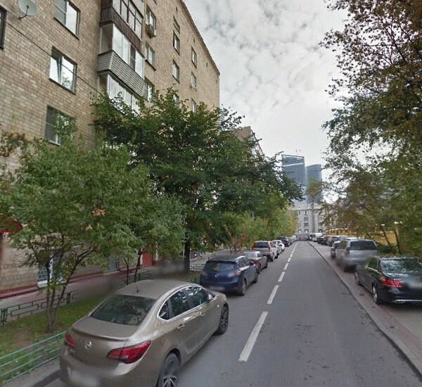 Банкомат Сбербанка России по адресу ул. 1812 года, д. 8, кор. 1, оф. банка