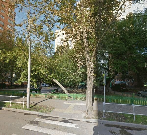 Банкомат Сбербанка России по адресу ул. 2-я Филевская, д. 10, оф. банка