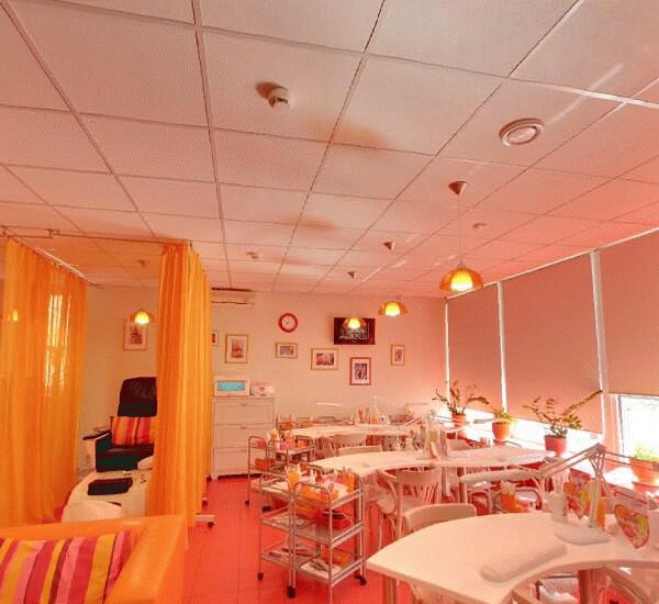 Банкомат Траст Капитал Банка по адресу Русаковская ул., д. 27, ресторан «Колбасофф»