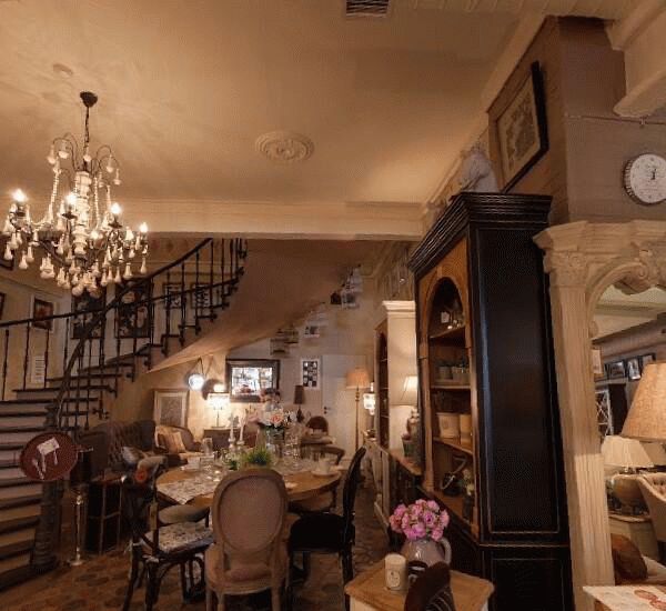 Банкомат Траст Капитал Банка по адресу Саввинский б., д. 12, стр. 8, клуб «SOHO ROOMS», при входев клуб, вход в клуб с набережной