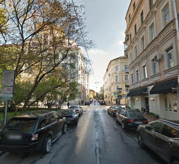 Банкомат Траст Капитал Банка по адресу Спиридоньевский пер., д. 12/9, ресторан «Паста-Спиридоньевский»