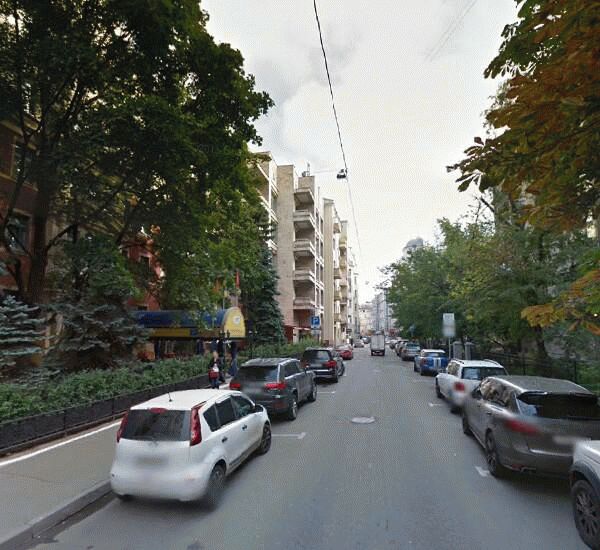 Банкомат Траст Капитал Банка по адресу Спиридоньевский пер., д. 9, гостиница «Марко Поло Пресня»