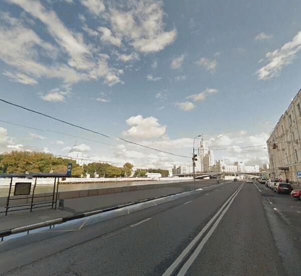 Отделение Газпромбанка по адресу Раушская наб., д. 16, вход по пропускам