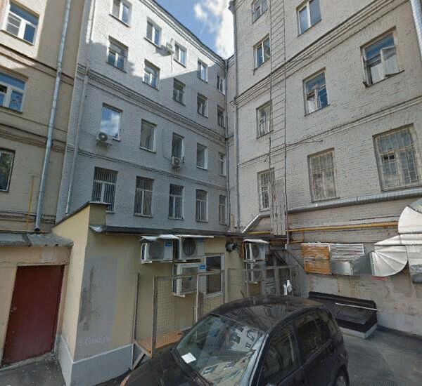 Отделение ЮниКредита по адресу бул. Зубовский,  д. 29