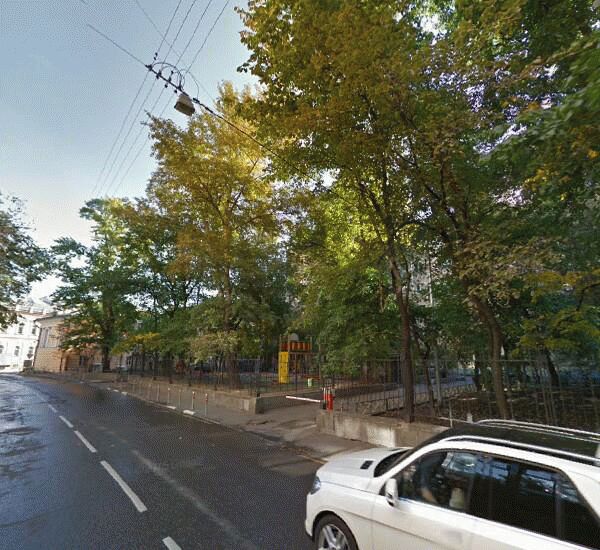 Отделение Московского Нефтехимического Банка по адресу ул. Большая Никитская,  д. 49