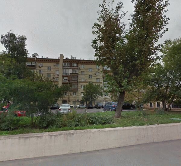 Отделение Петрокоммерц банка по адресу ул. Малая Якиманка, д. 4