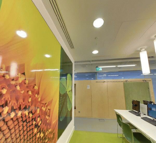 Отделение Связного Банка по адресу Земляной Вал, д. 29, стр. 1, салон «Связной»