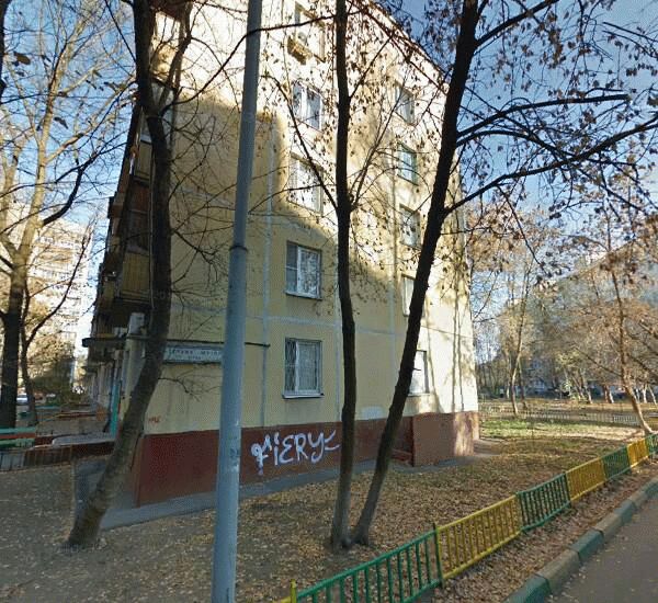 Отделение Сбербанка России по адресу ул. Головачева, д. 15