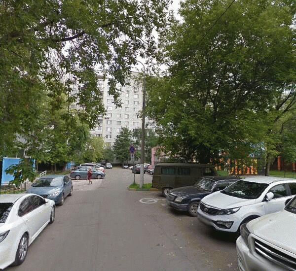 Отделение Московского кредитного банка по адресу ул. Хачатуряна,  д. 20