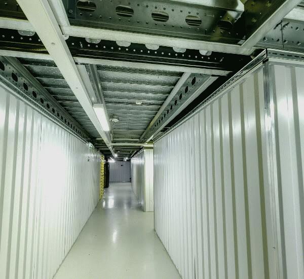 Отделение Банка Пересвет по адресу ул. Бутлерова,  д. 17 Б