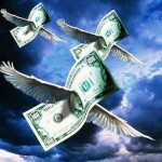 Доллары уходят из банков