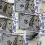 Падение доллара может составить ниже 40 рублей, но...