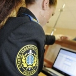 Раскрытие следователями серийного мошенничества приставов и банкиров в республике Татарстан