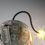 Причастных к банкротству банков за железный занавес