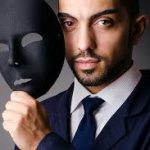 Мошенники стали пользоваться усложненными схемами обналичивания