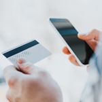 Воруют с карт чаще, но понемногу