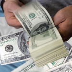 От покупки долларов лучше отказаться